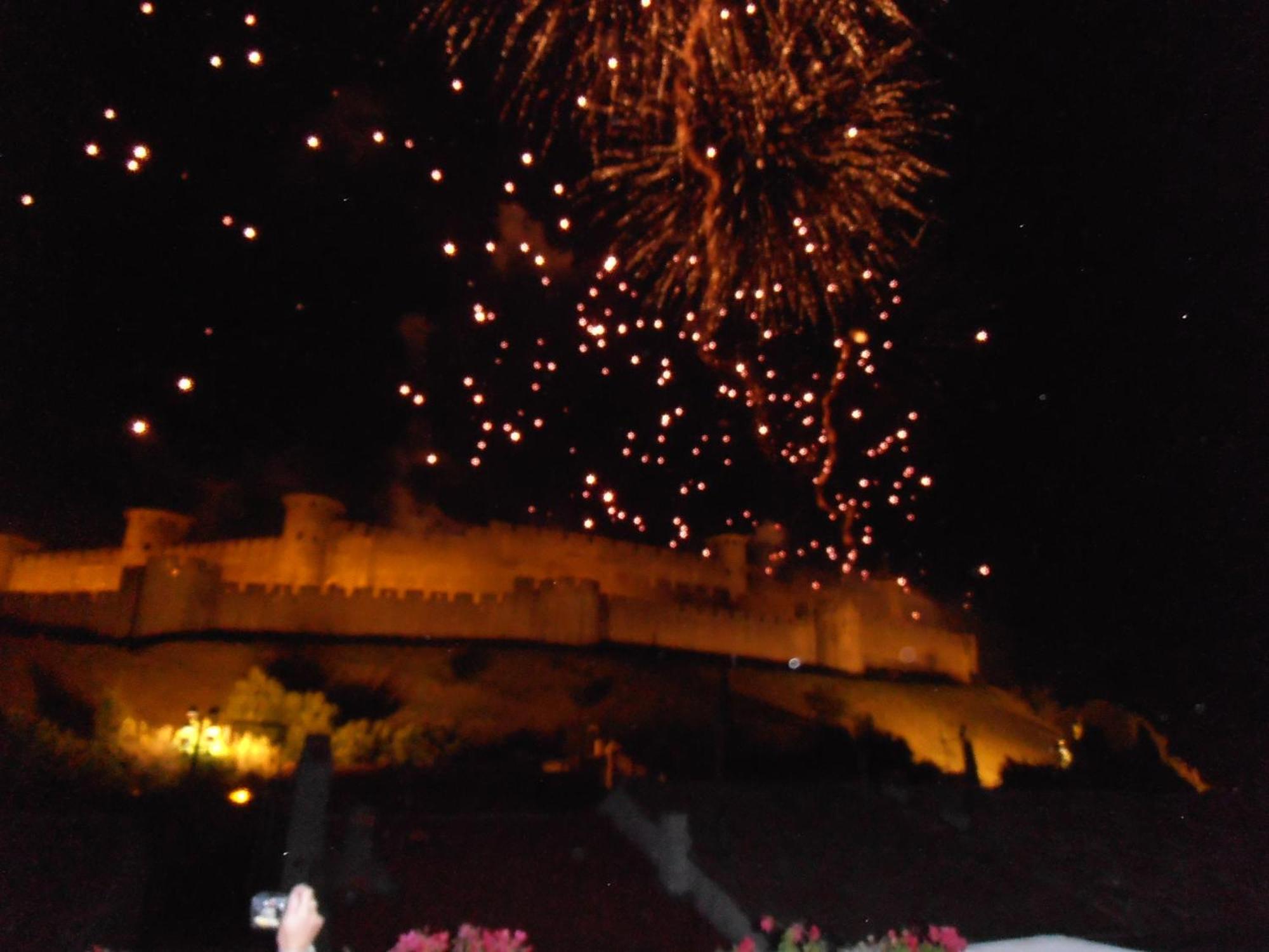 Les Florentines Carcassonne Bagian luar foto